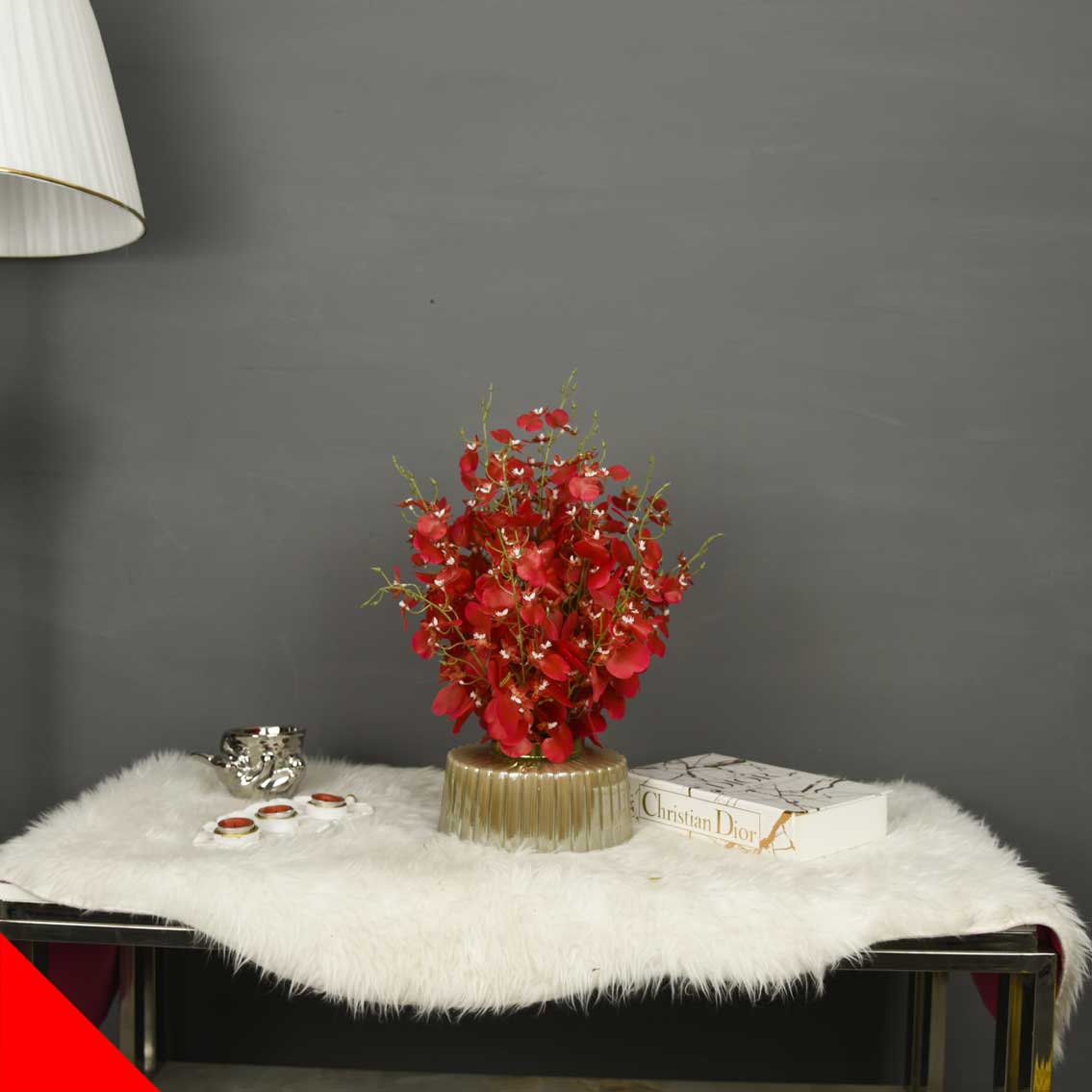 گل ارکیده مصنوعی قرمز با گلدان شیشه ای | خاص و چشم نواز - Image 5